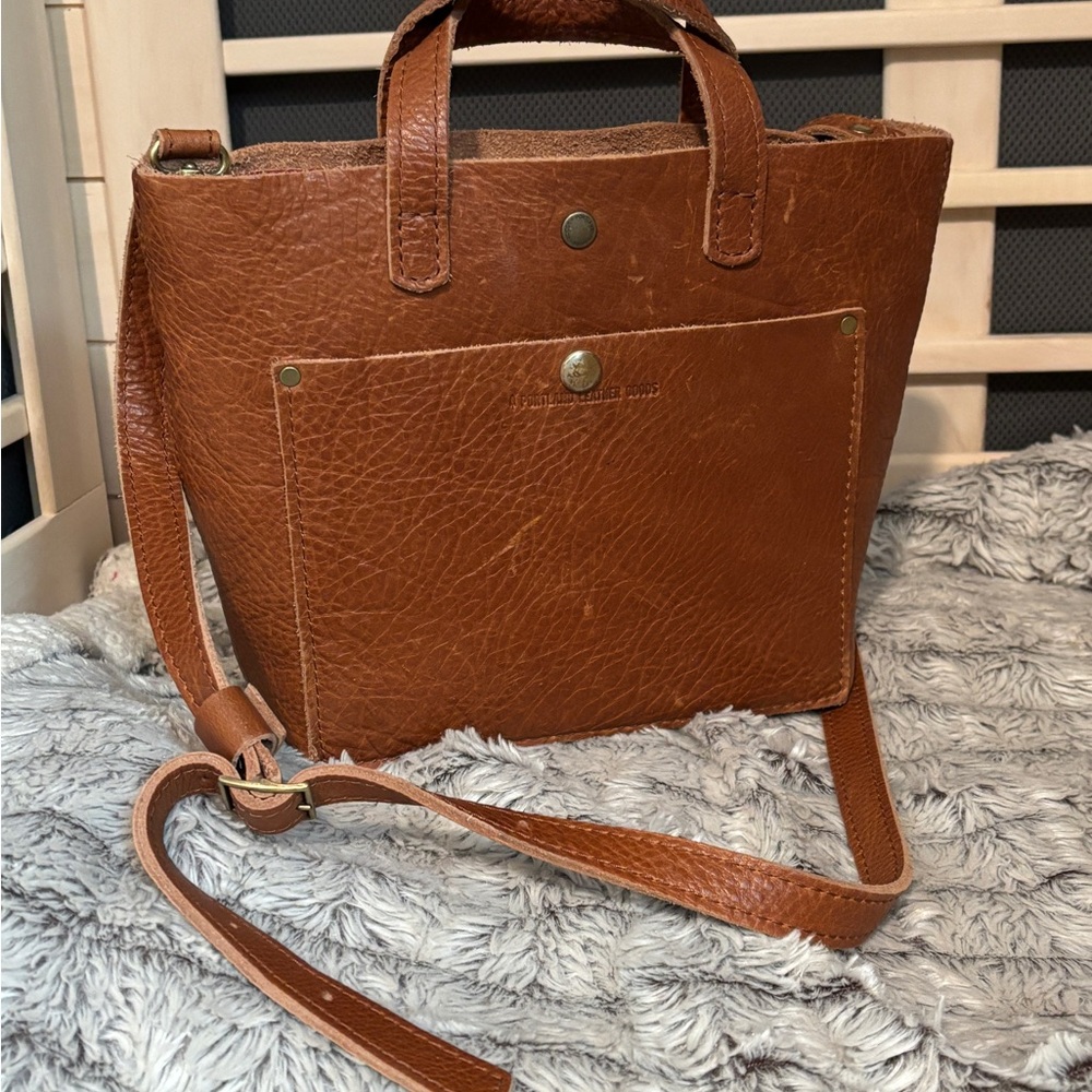 Portland Leather Brown Crossbody Bag